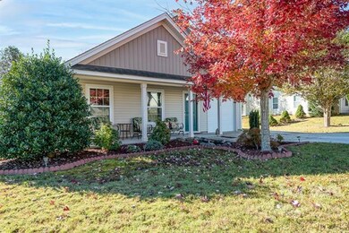 1462 Winter Dr, Statesville, NC 28677 - photo 3