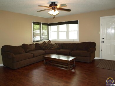 4100 SW 28th St, Topeka, KS 66614 - photo 5