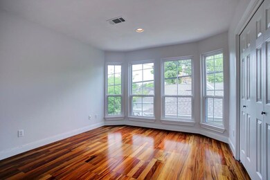 214 E 8th St, Houston, TX 77007 - photo 6