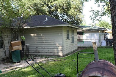 7206 Bretshire Dr, Houston, TX 77016 - photo 6