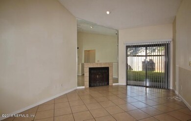 7627 Indian Lakes Dr unit 3, Jacksonville, FL 32210 - photo 2