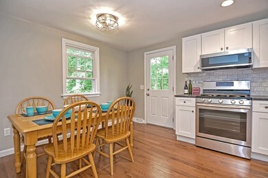 129 Dover Rd unit 129, Millis, MA 02054 - photo 2