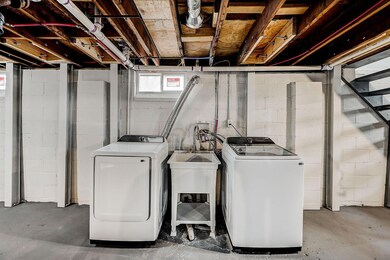 35-web-or-mls-Bancroft St-035
