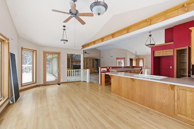 1714 Boulder Ct, Waukesha, WI 53189 - photo 4