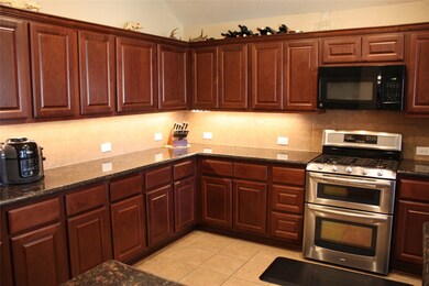 114 Cobblestone Ct, Magnolia, TX 77354 - photo 5