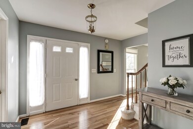 6302 Swan Landing Ct, Burke, VA 22015 - photo 2