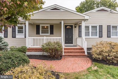 201 Grover Ave, Princeton, NJ 08540 - photo 3