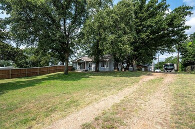 321 Southgale Rd, Denison, TX 75021 - photo 4