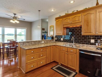 4206 N Meridian Rd, Windfall, IN 46076 - photo 5