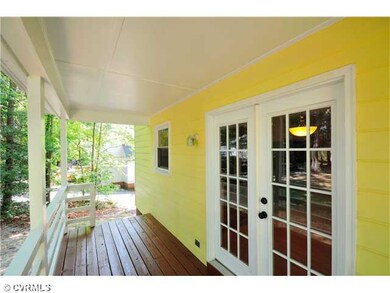 Yard/Garden - French doors off of kitchen leading 
