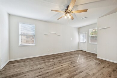 2224 Raider Dr, Conroe, TX 77301 - photo 5