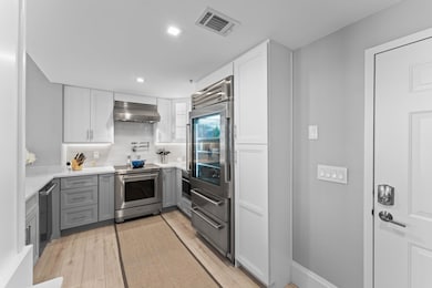 255 Evernia St unit 1502, West Palm Beach, FL 33401 - photo 5