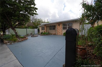 6854 SW 42nd St, Miami, FL 33155 - photo 3