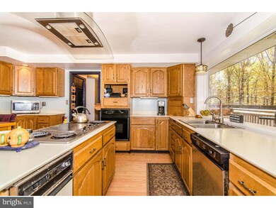 1093 Shenkel Rd, Pottstown, PA 19465 - photo 6