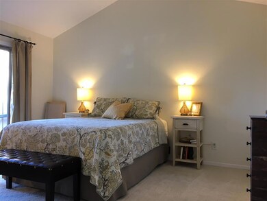 8639 Circle r Course Ln, Escondido, CA 92026 - photo 7