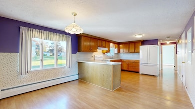 10 Nash St, Lewiston, ME 04240 - photo 7