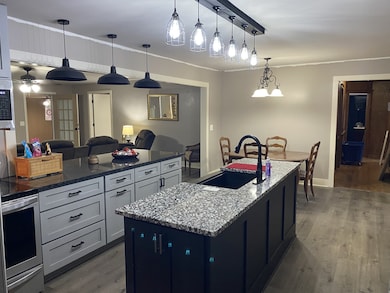 201 Glendale Cir, Pulaski, TN 38478 - photo 4