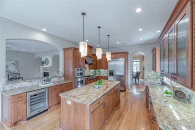 1741 Harold St, Houston, TX 77098 - photo 4