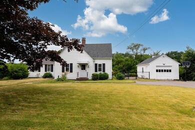 272 Everett St, Middleboro, MA 02346 - photo 3