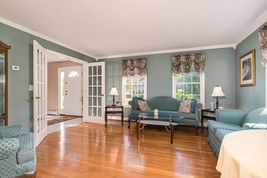 13 Butternut Cir, Holden, MA 01520 - photo 2