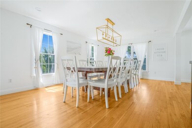 77 Crest Ave, Wakefield, RI 02879 - photo 5