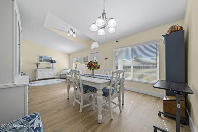 23-web-or-mls-321-narragansett-st-ne