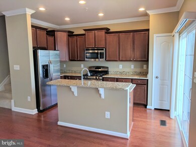 8564 Crooked Tree Ln, Laurel, MD 20724 - photo 7