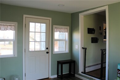 61 Madeleine Ave, Woonsocket, RI 02895 - photo 4