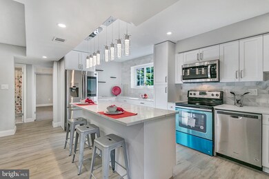 7659 E Arbory Ct, Laurel, MD 20707 - photo 3