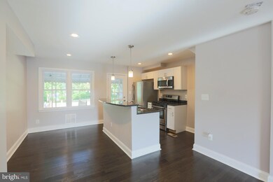 306 Grovethorn Rd, Middle River, MD 21220 - photo 7