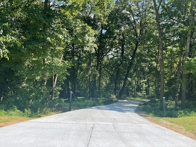 2313 Stephens Rd, Columbia, TN 38401 - photo 5