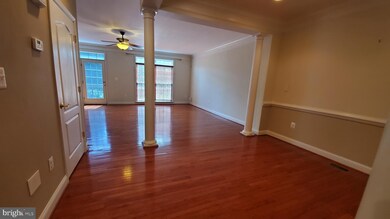 25828 Commons Square, Chantilly, VA 20152 - photo 7