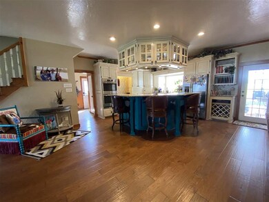 11749 NE Tony Creek Rd, Elgin, OK 73538 - photo 5