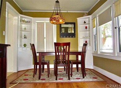 Central air conditioning & window shades.