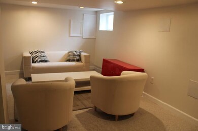 428 Kenyon St NW, Washington, DC 20010 - photo 6