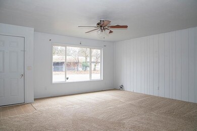 710 SW Westholm Ave, Grants Pass, OR 97526 - photo 3