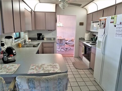 111 Honeycomb Ave, Lake Placid, FL 33852 - photo 4