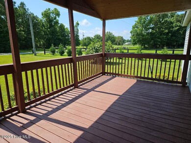686 casey porch 2