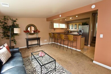 FamilyRoom-3