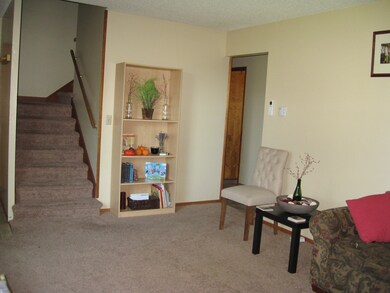 Living room area 1009