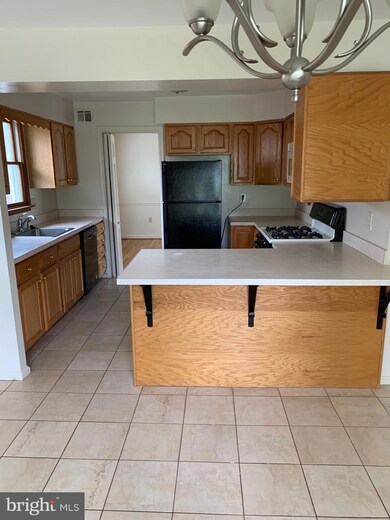 13315 Tamarack Rd, Silver Spring, MD 20904 - photo 6