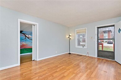 Entry area, could be living or dining area.