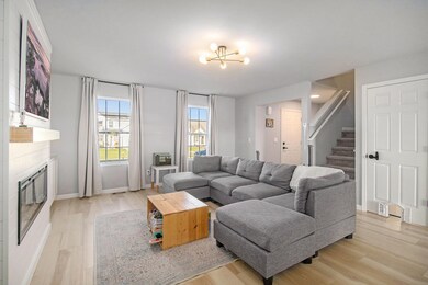 1734 Stoneham Dr, Mishawaka, IN 46544 - photo 3