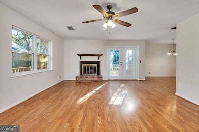 239 Broadway St, Saint Simons Island, GA 31522 - photo 6