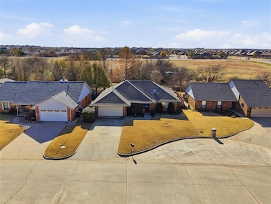 11228 NW 109th St, Yukon, OK 73099 - photo 4