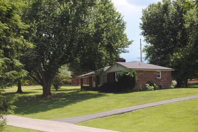 260 Jo Dr, Danville, KY 40422 - photo 2