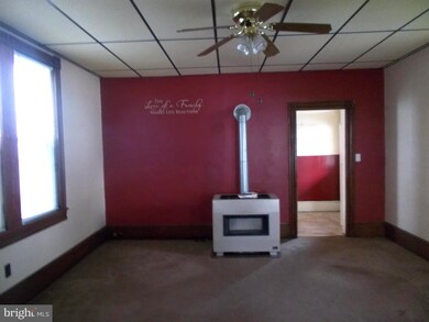 137 Mozelle St, Keyser, WV 26726 - photo 5