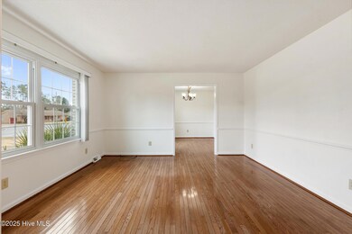 605 Windemere Road (4)