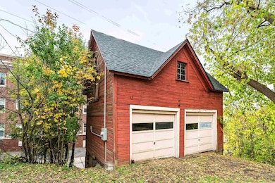 1324 E 2nd St, Duluth, MN 55805 - photo 5