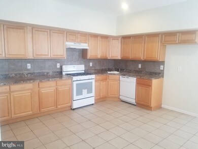 1446 Kenwood Ave, Camden, NJ 08103 - photo 3